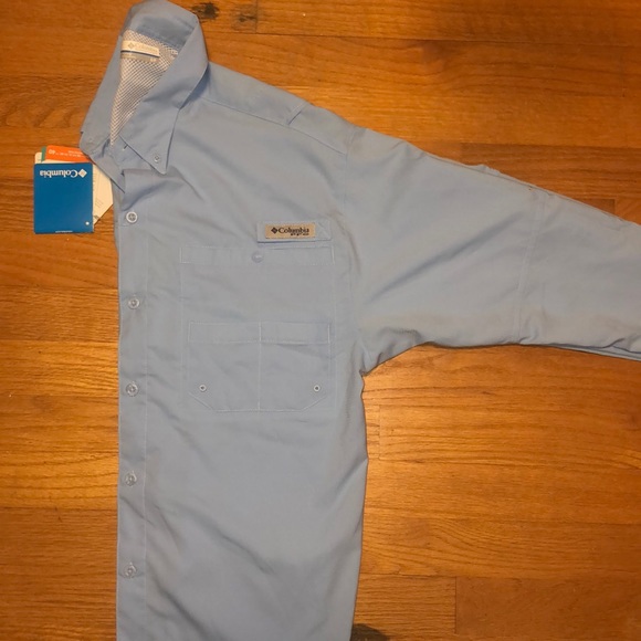 Light blue Columbia sportswear long sleeve - Picture 3 of 6